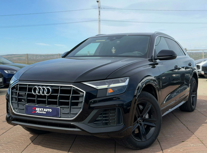 Audi Q8