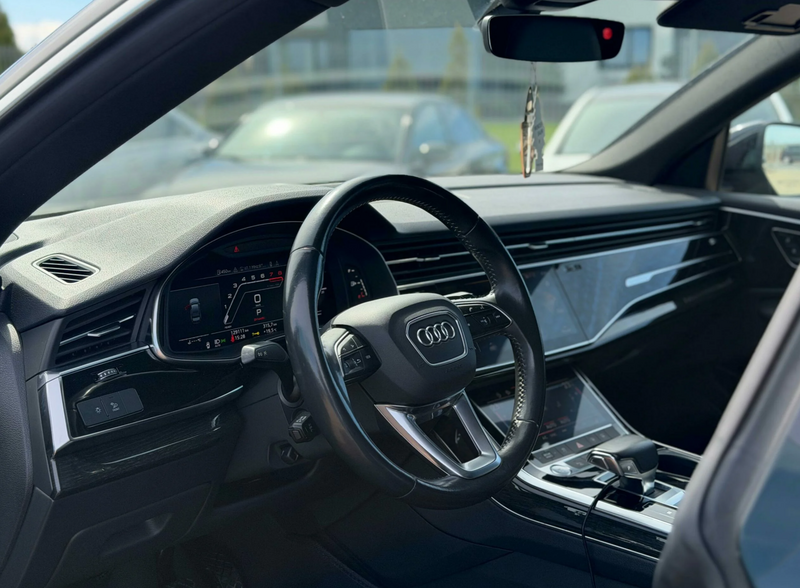 Audi Q8